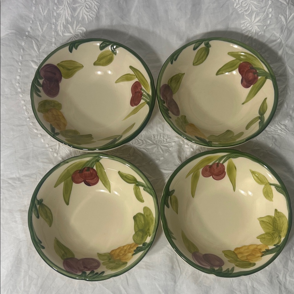 Franciscan Fresh Fruit Small Ceramic Bowls - Set of 4